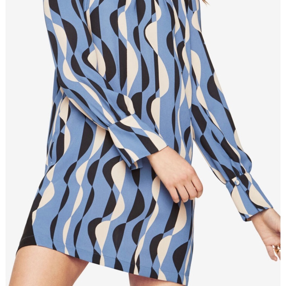 💙🖤BCBG deco-printed dress- Karla 🖤💙